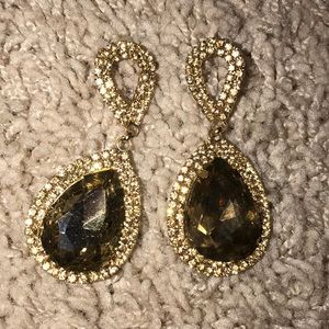 Gold event earrings